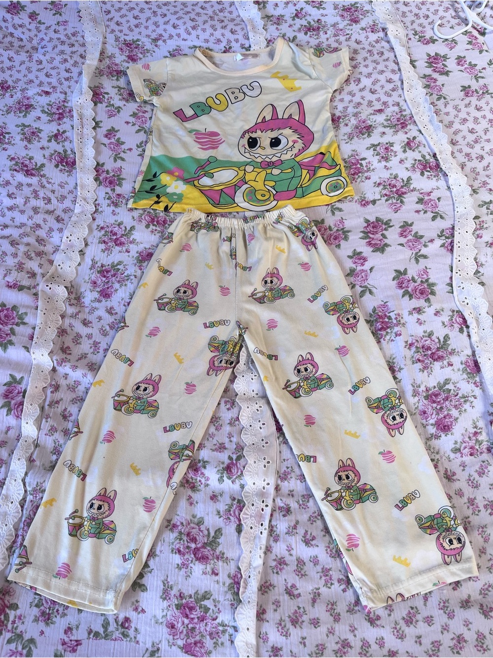 Girls Lbubu Jammies - Picture 2 of 8